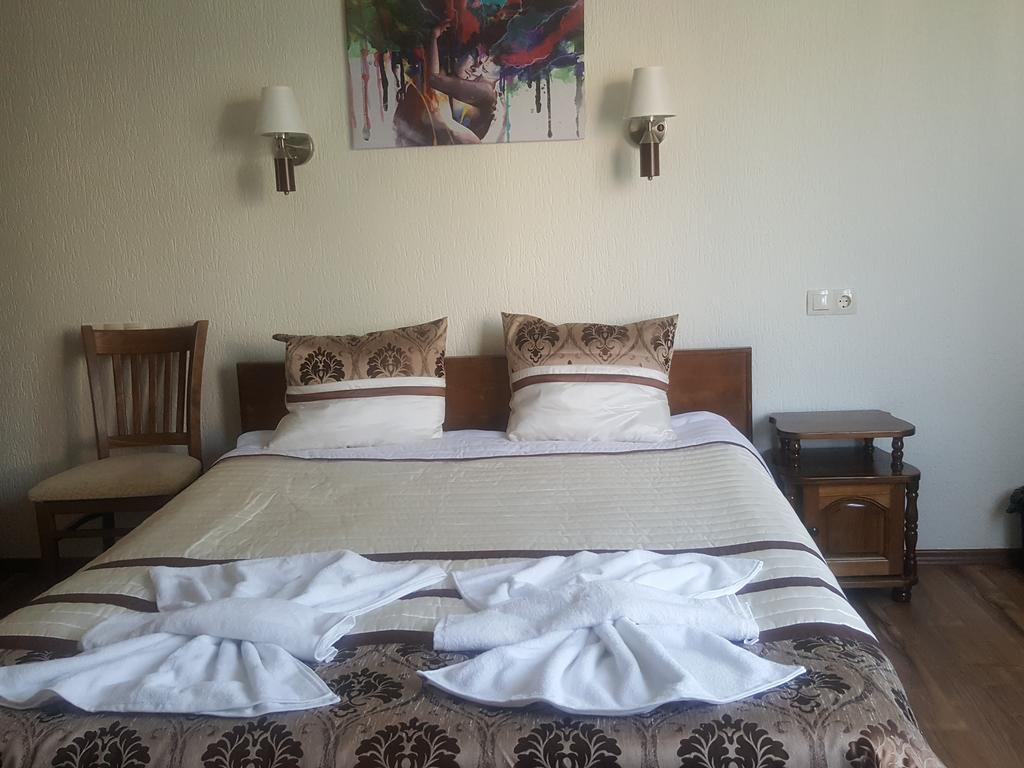 Guesthouse Nefertiti Smolyan Exteriör bild
