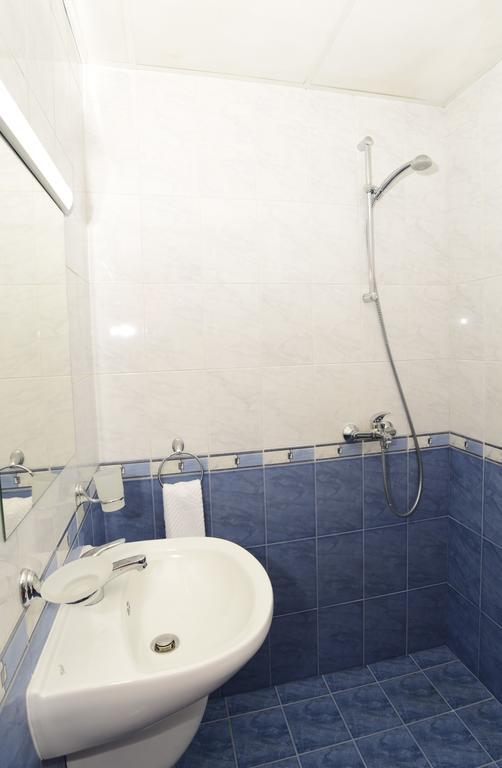 Guesthouse Nefertiti Smolyan Exteriör bild