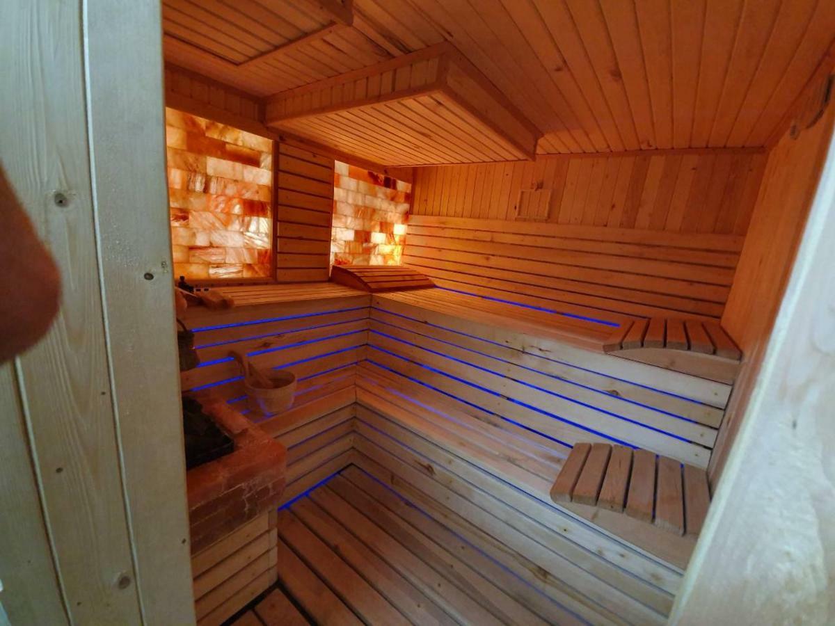 Guesthouse Nefertiti Smolyan Exteriör bild